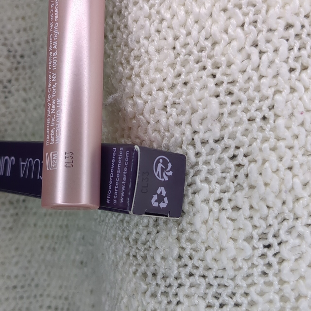 tarte maracuja juicy lip crème in Mauve, 2g/0.07oz - Picture 8 of 11